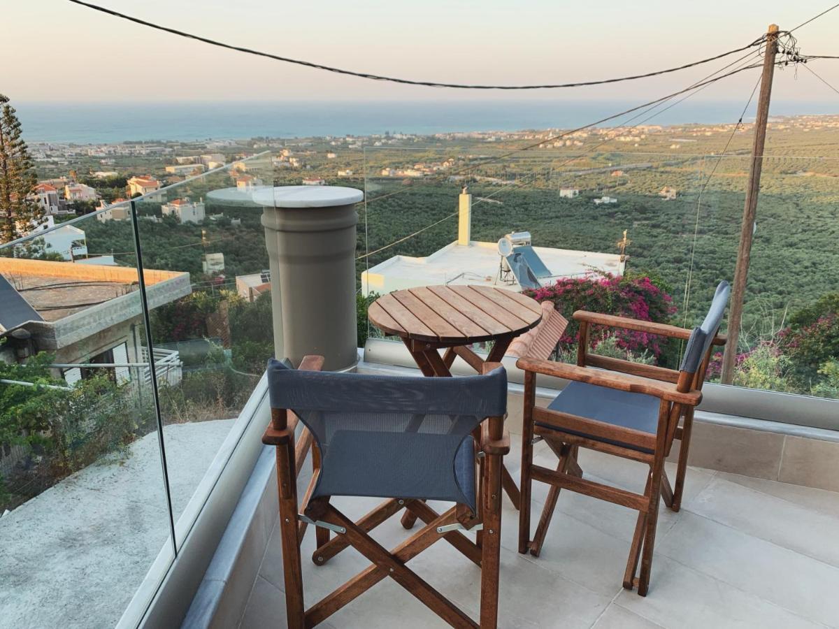 King Crimson Luxury Apartments Marathokefála 外观 照片